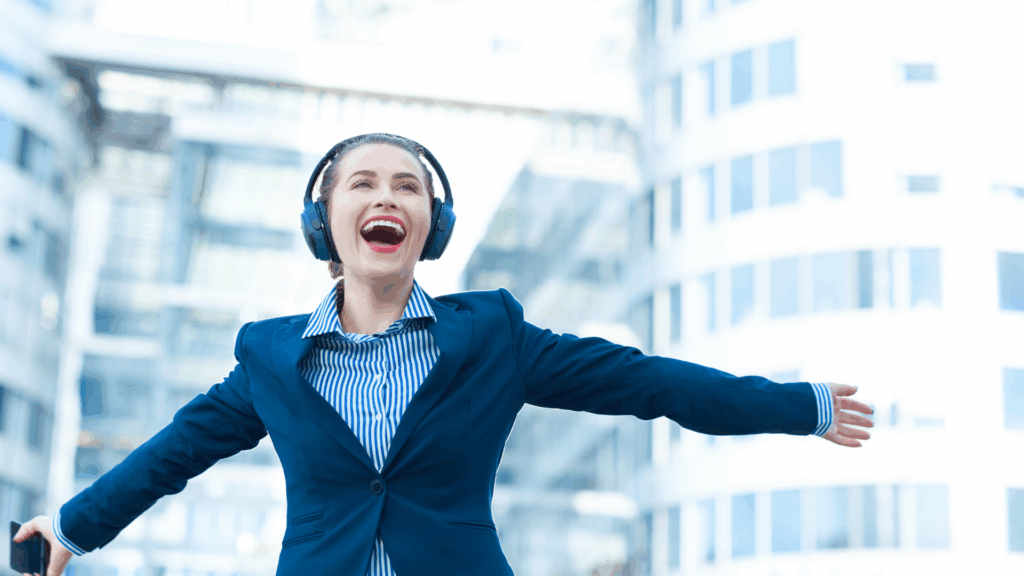 La actitud es como alguien se presenta ante nosotros. Pero es un reflejo de muchos componentes de su carácter y de su manera de involucrarse con las tareas a mano. Observemos, preguntemos y obtengamos la mejor actitud para todo siempre.